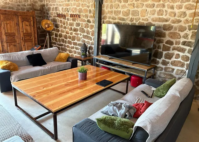 La Grange De Grandviala לינה וארוחת בוקר